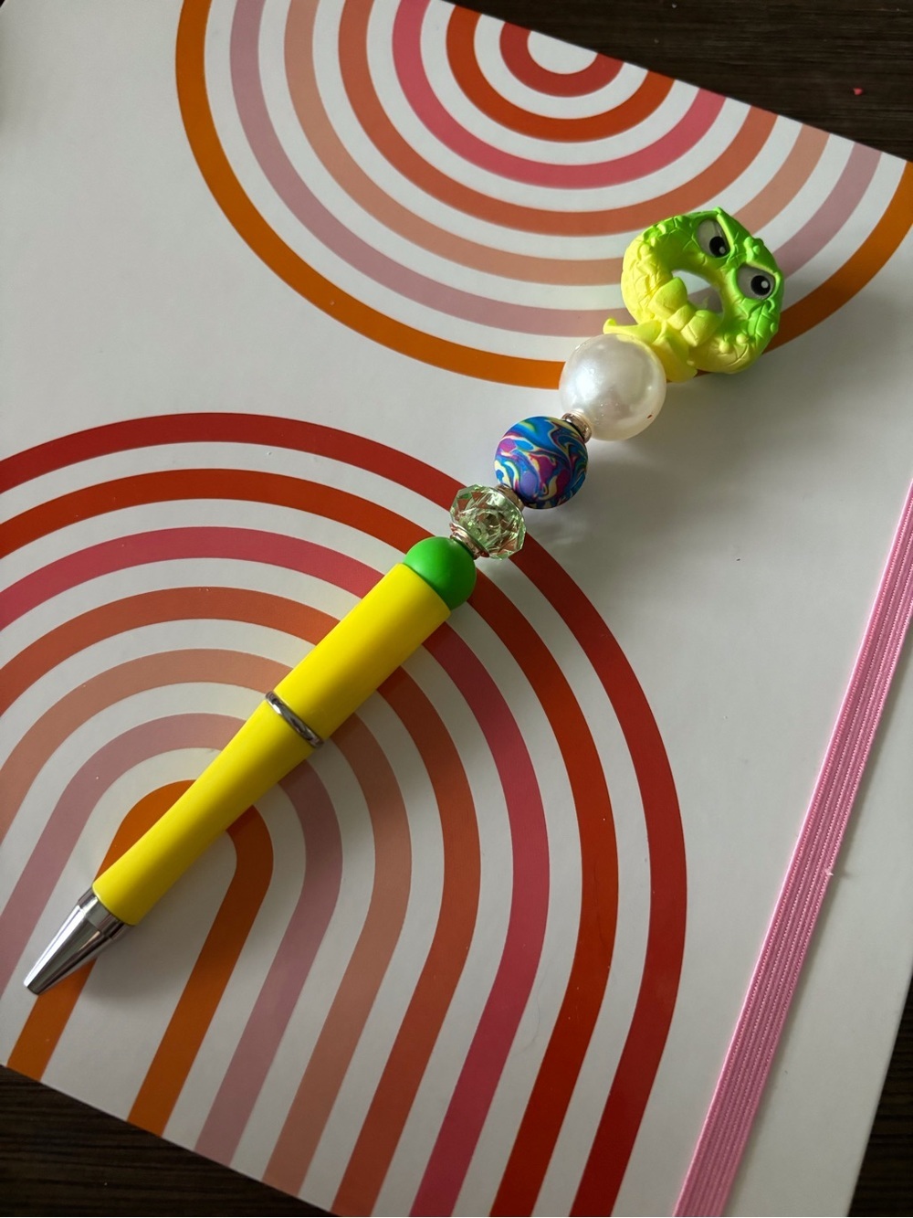 Disney Doorables: Nightmare Before Christmas: Christmas Wreath handmade bead pen
